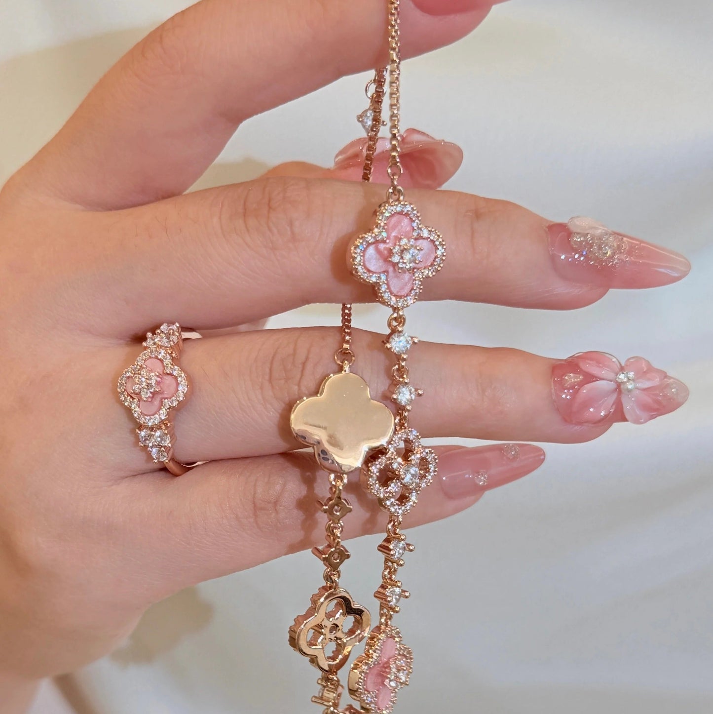 Sakura Cleef Bracelet