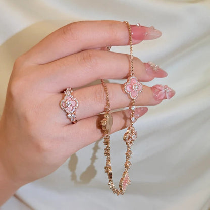 Sakura Cleef Bracelet