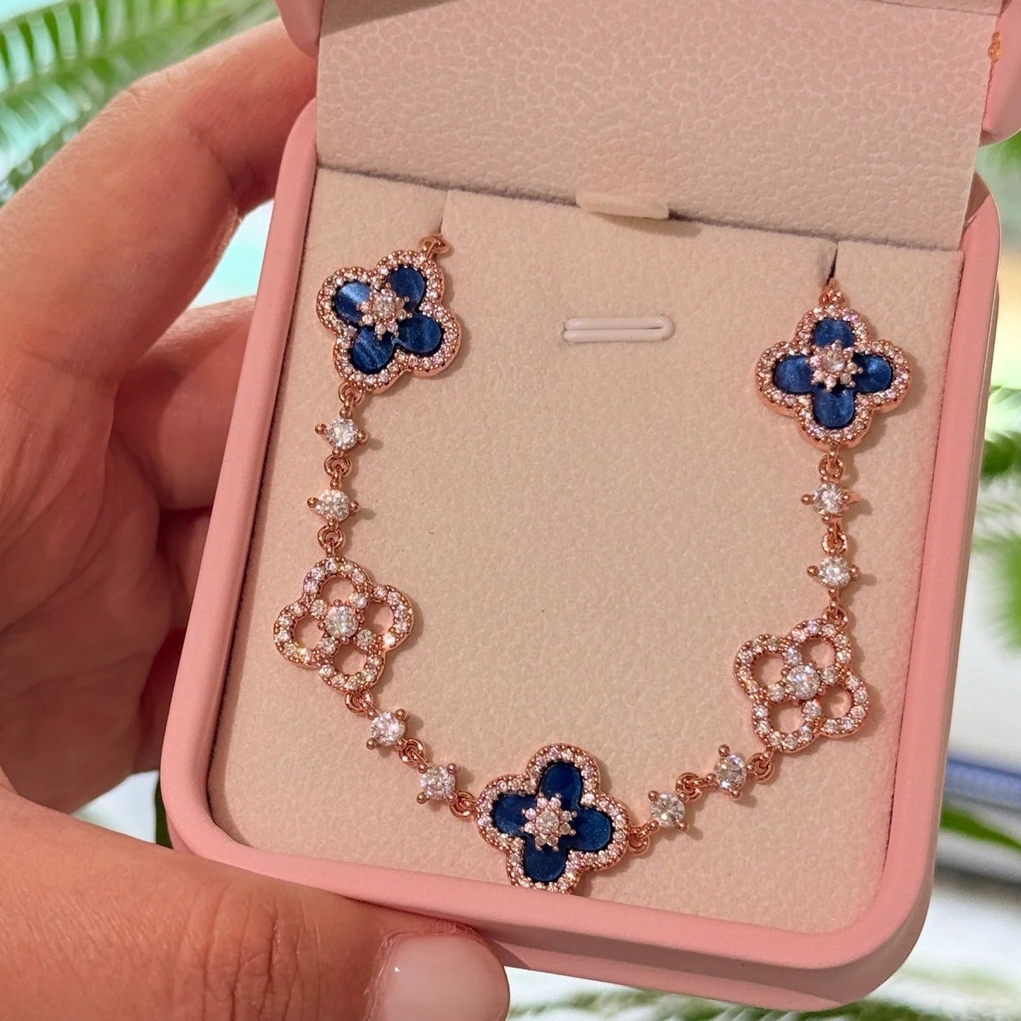 Sakura Cleef Bracelet